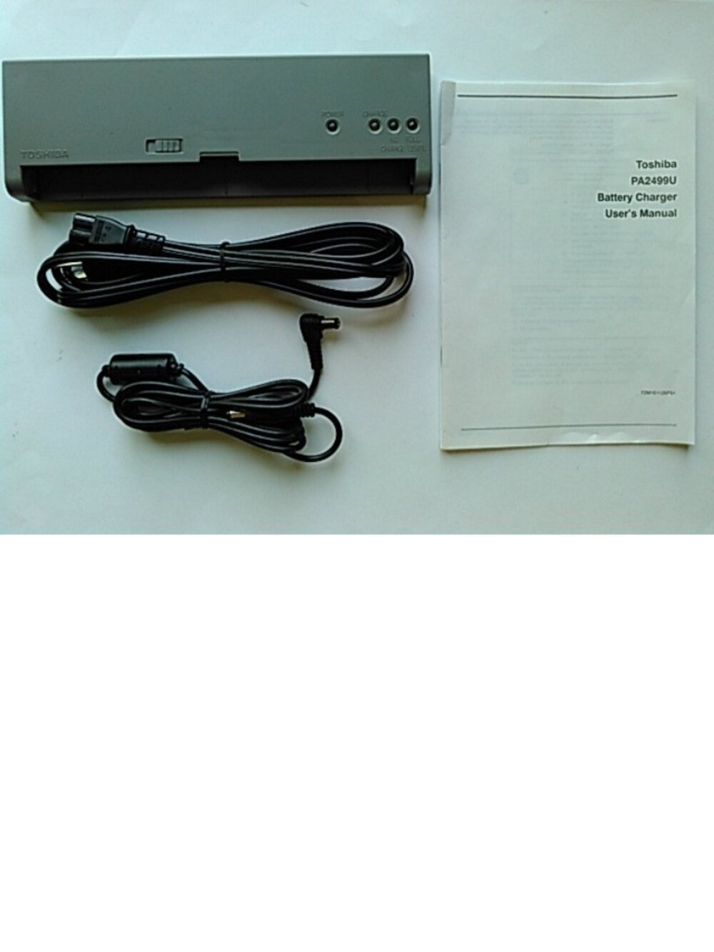 Vintage Toshiba PA2499U Battery Charger